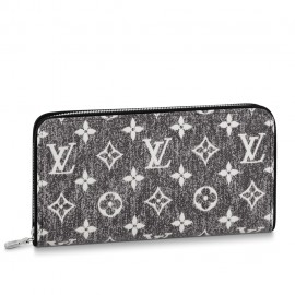 Louis Vuitton Zippy Wallet in Monogram Denim M81858